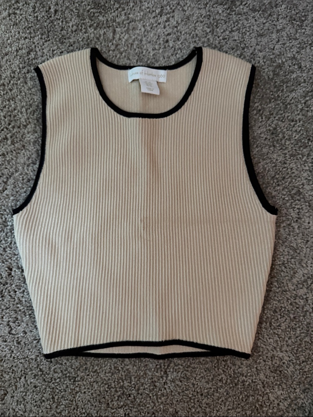 House of Harlow Cream Ribbed cropped Tank with Black Trim